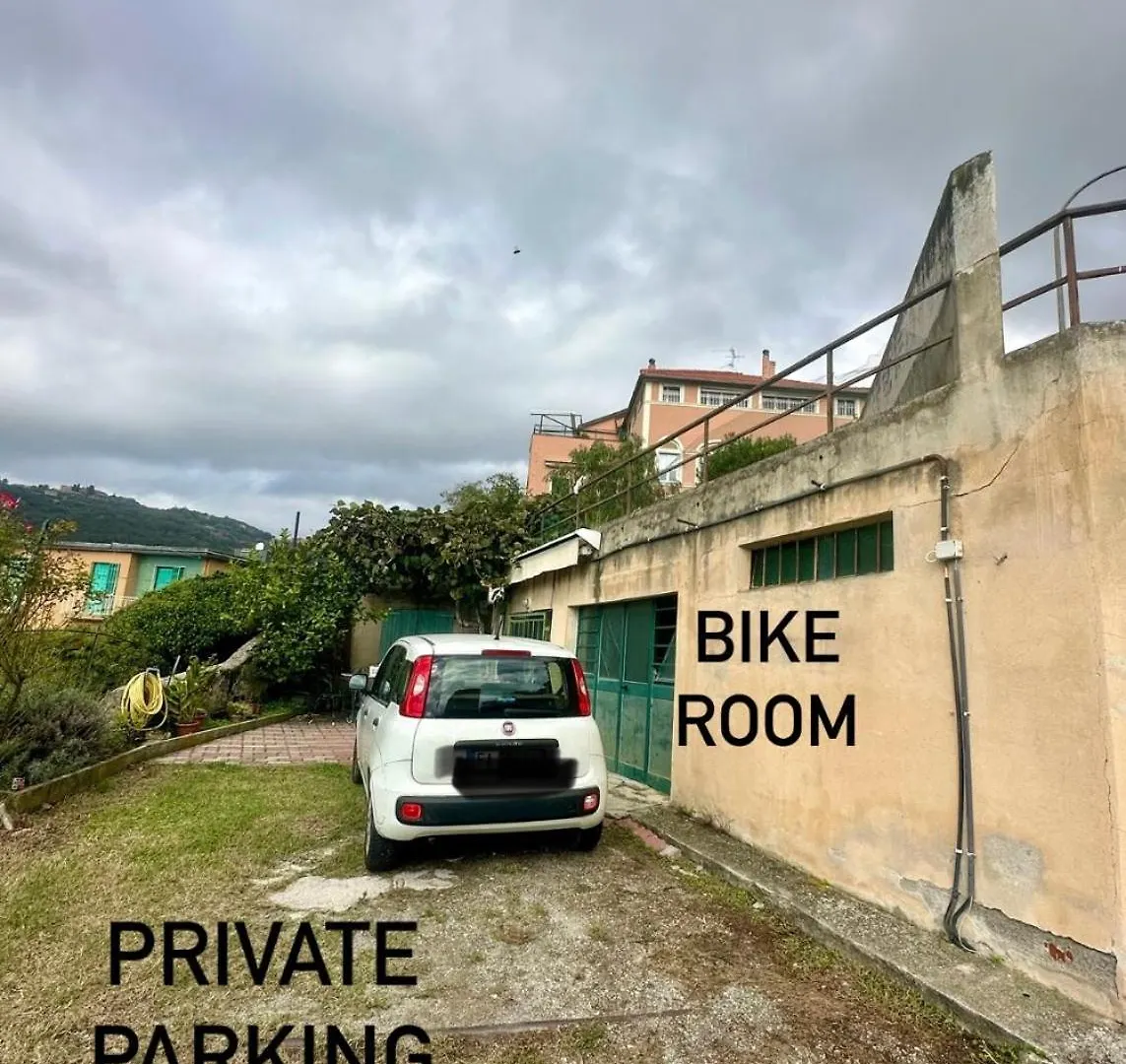 Hostdomus - Grace Apartment Finale Ligure