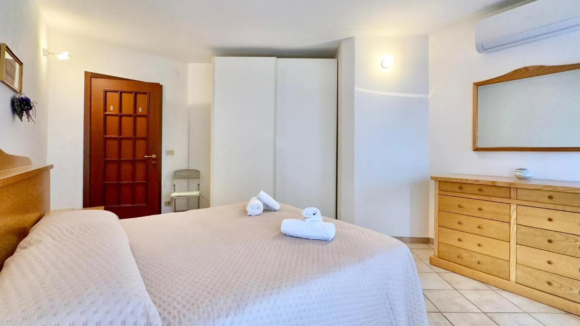 Hostdomus - Grace Apartment Finale Ligure