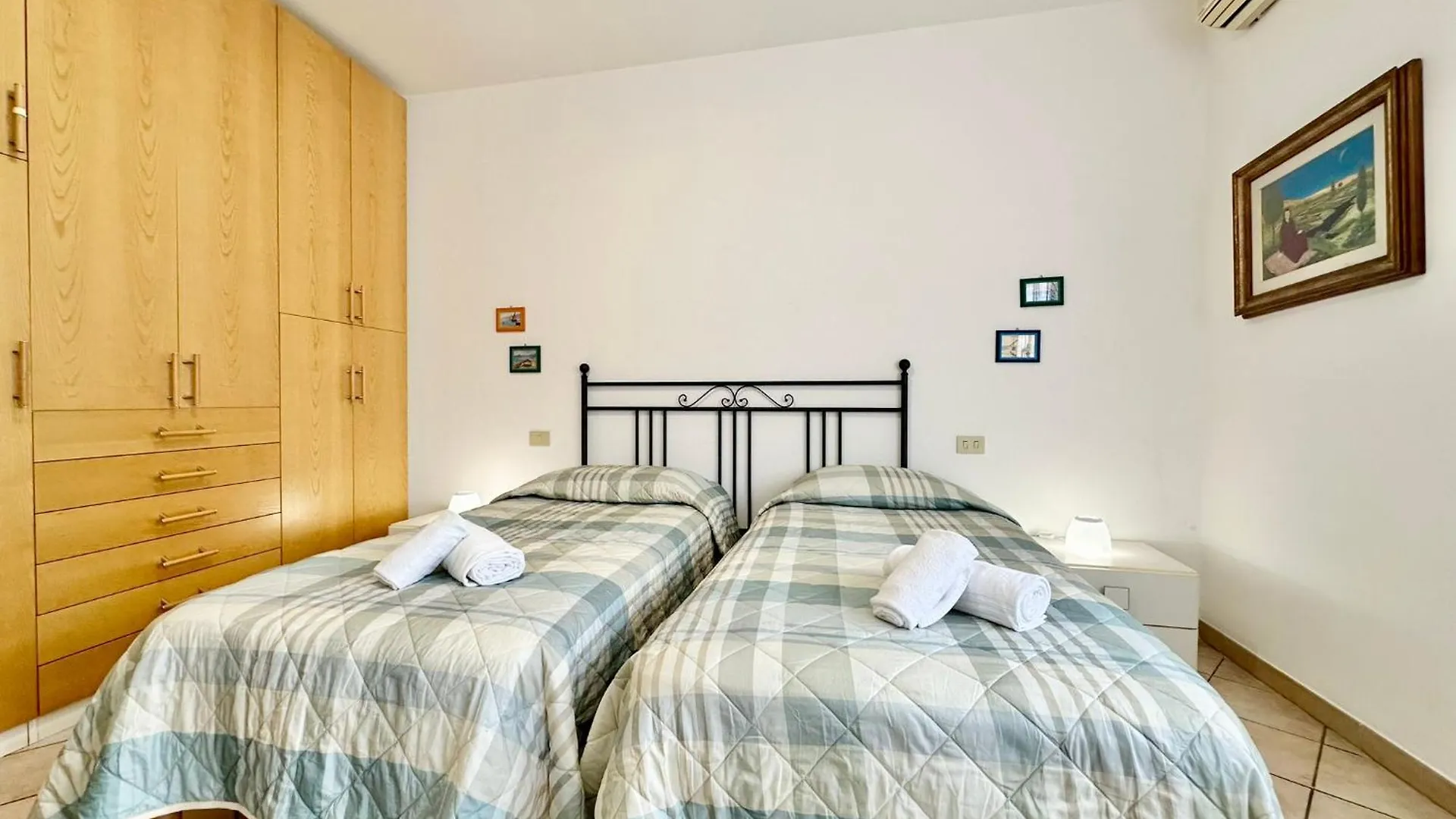 Hostdomus - Grace Apartment Finale Ligure