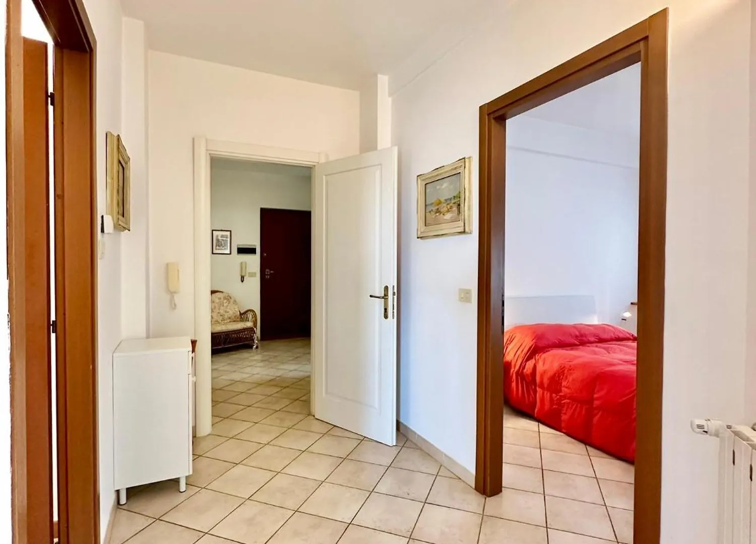 Hostdomus - Grace Apartment Finale Ligure 0*,  Italy