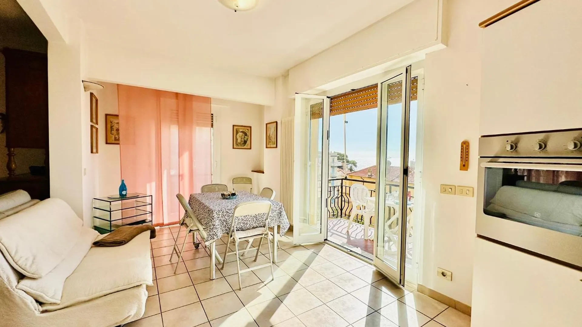 Hostdomus - Grace Apartment Finale Ligure